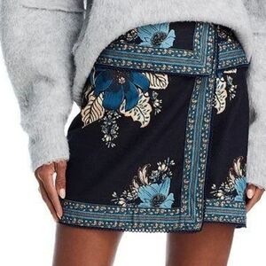 FARM RIO - Blossom Tapestry Mini Skirt